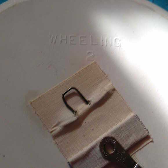 Wall hanging - Picture 2 of 2